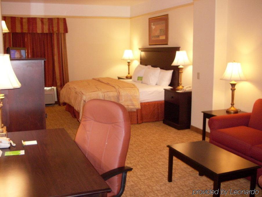 La Quinta By Wyndham Brownwood Hotell Exteriör bild