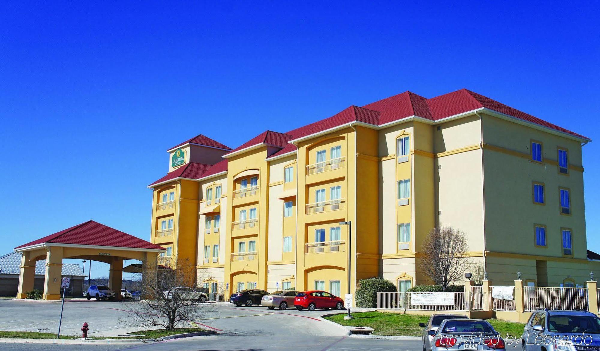 La Quinta By Wyndham Brownwood Hotell Exteriör bild